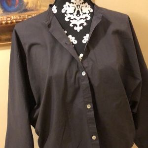 TreBarraBi Wide dolman sleeves tapers to hem button down side stretch detail top